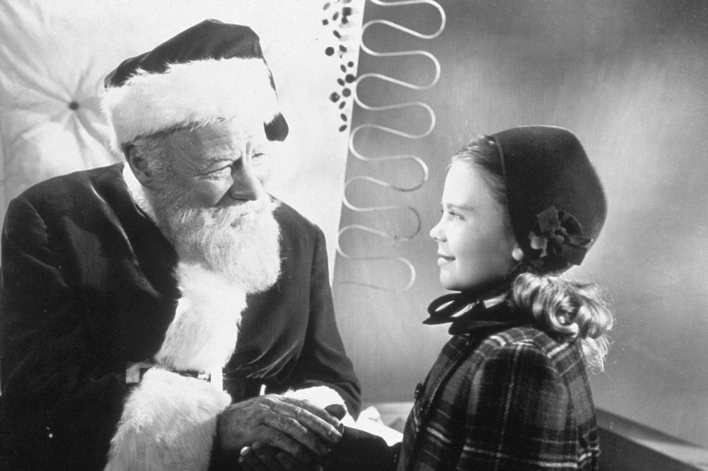 9 Movies to Get You in the Holiday Spirit